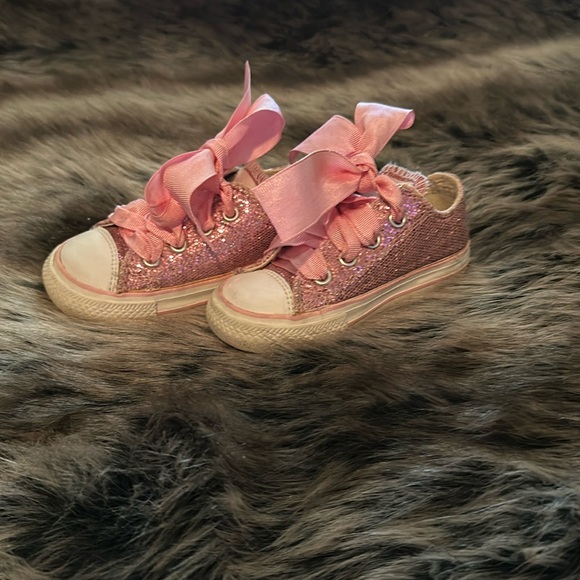 Converse all star girls size 5 low top pink glitter converse, - Picture 1 of 5